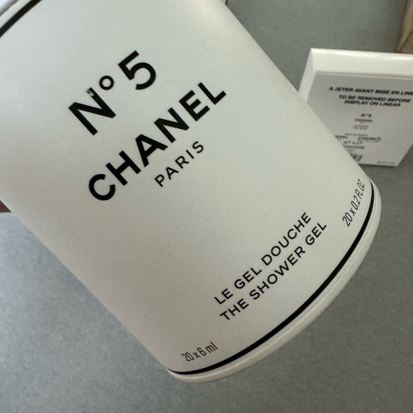 CHANEL N°5 The Shower Gel - Picture 4 of 6